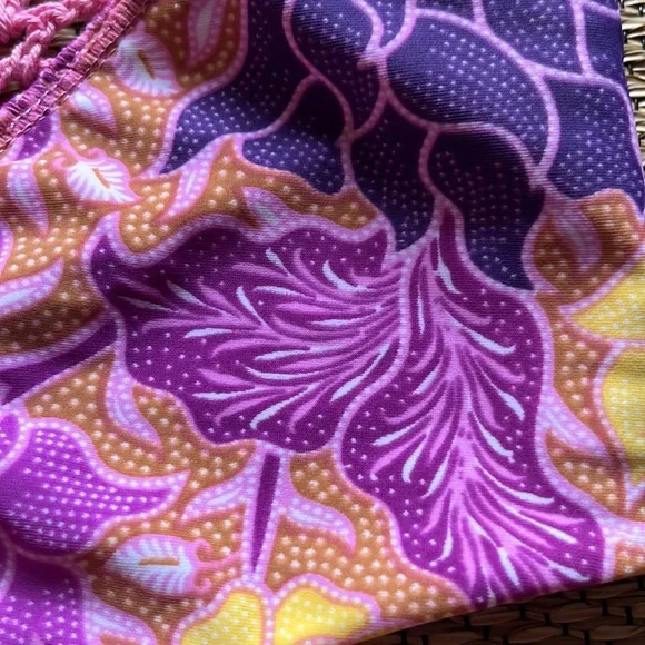 New Pink crochet bikini top, size medium, ties at neck. - Picture 2 of 7